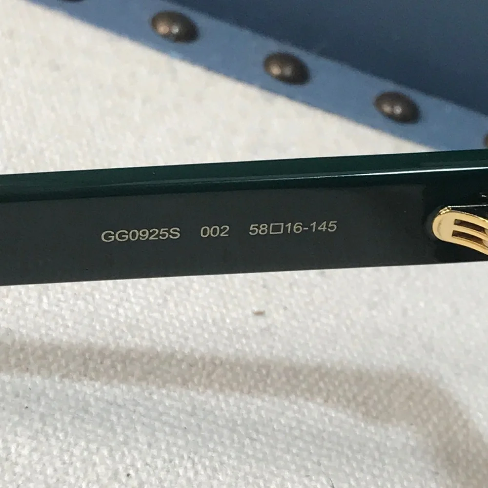 New Authentic Gucci GG0925s 002 Tortoiseshell Sunglasses with Green Lenses
